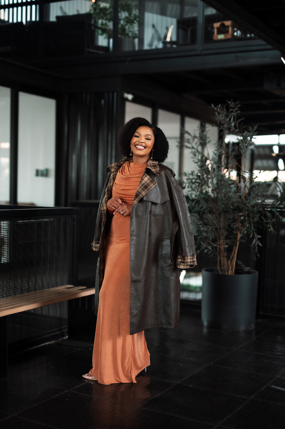 Marron Mantello Coat