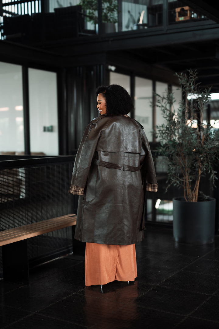 Marron Mantello Coat