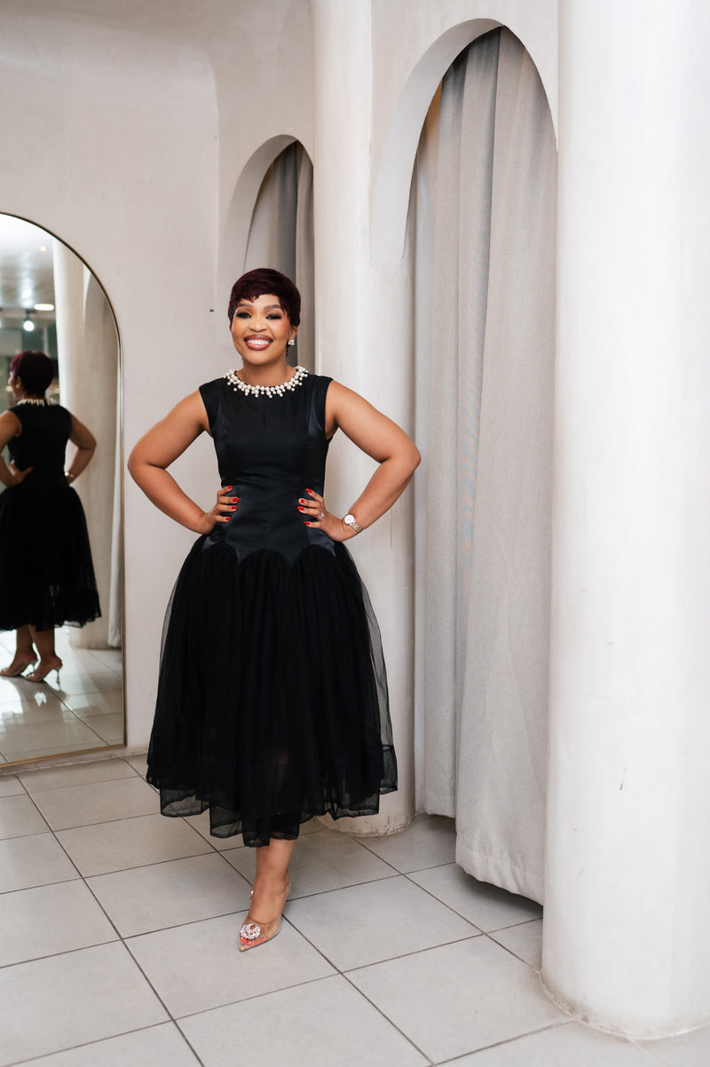 Divina Noir Celeste Dress