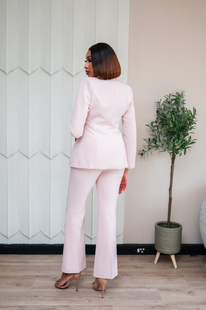 Ducchesse Cipria Suit