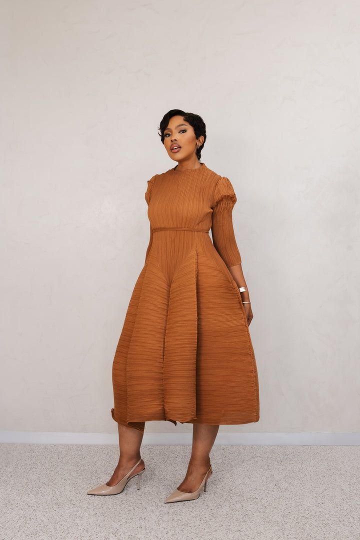 Luna Flow Gown
