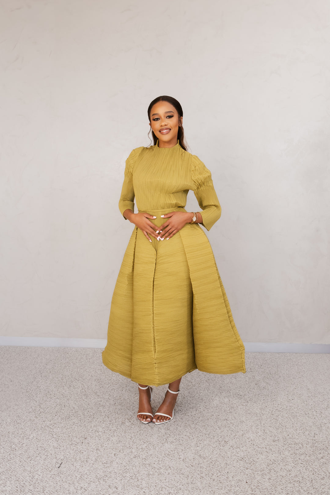 Luna Flow Gown