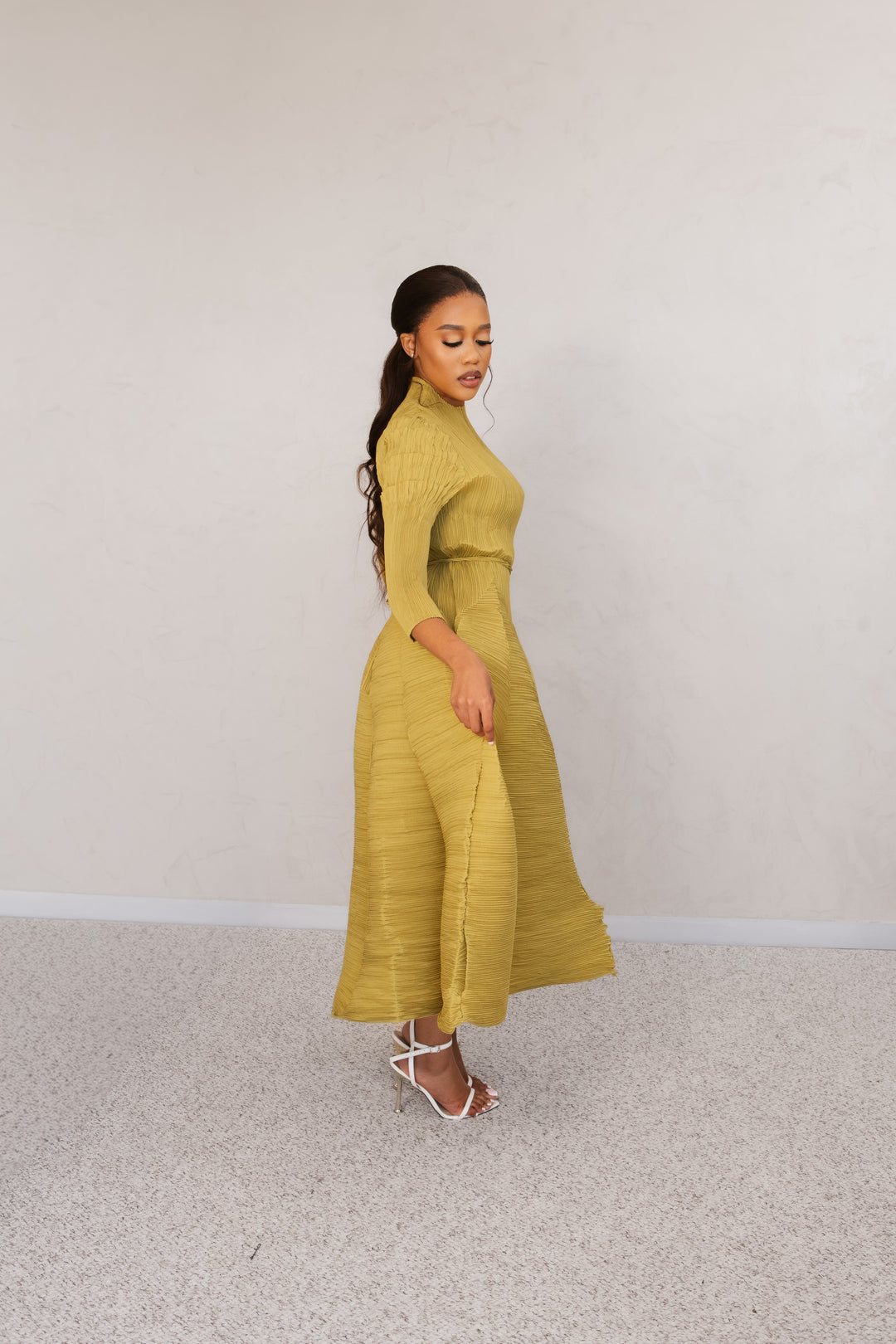 Luna Flow Gown