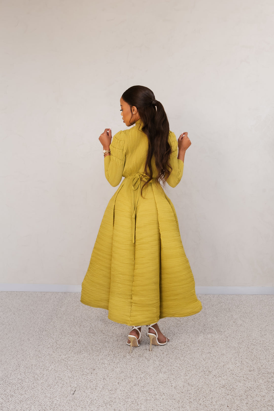 Luna Flow Gown