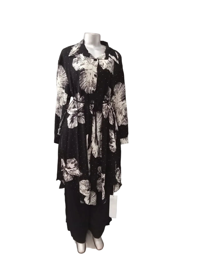 Botanique Mélange Set - black and white graphic floral duster with wide-leg trousers - 5th Ave Fashion