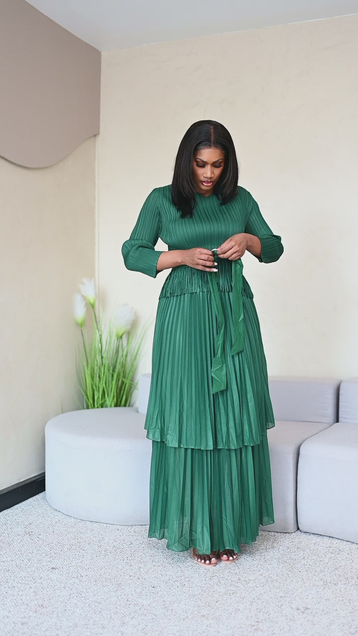 Verdant Whisper Tiered Set